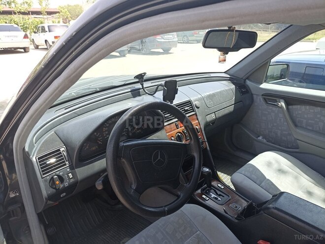 Mercedes C 180 1996, 172,000 km - 1.8 л - Şirvan