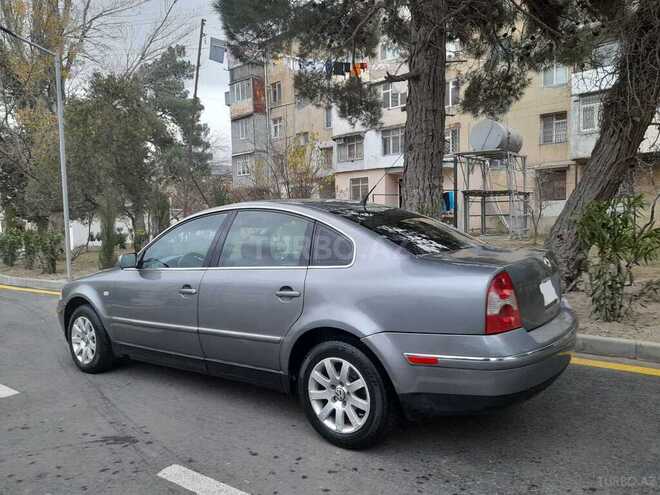 Volkswagen Passat 2003, 287,000 km - 1.8 l - Bakı