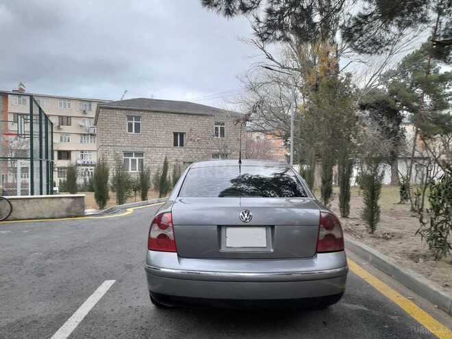 Volkswagen Passat 2003, 287,000 km - 1.8 l - Bakı