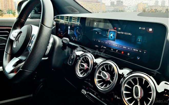 Mercedes GLA 200 2020, 24,852 km - 1.3 l - Bakı