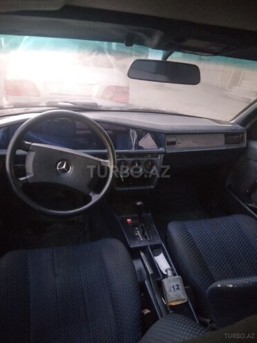 Mercedes 190 1994, 345,400 km - 2.0 l - Quba