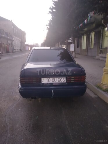 Mercedes 190 1994, 345,400 km - 2.0 l - Quba