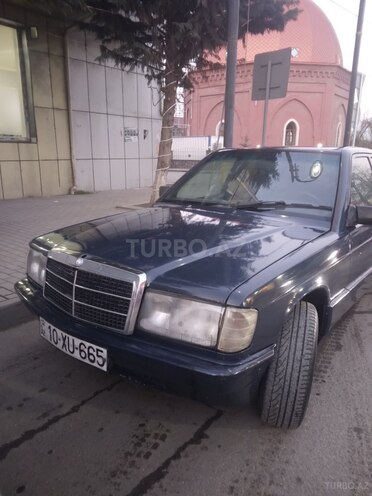 Mercedes 190 1994, 345,400 km - 2.0 l - Quba