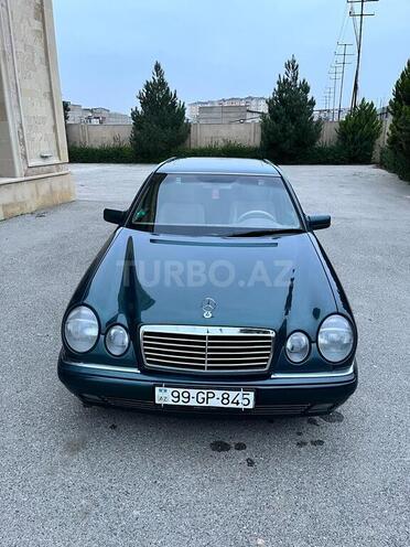Mercedes E 240 1997, 221,510 km - 2.4 l - Bakı