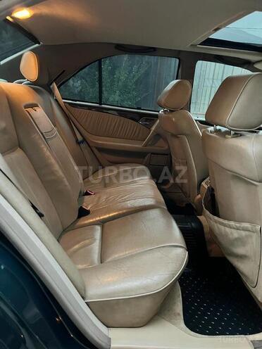 Mercedes E 240 1997, 221,510 km - 2.4 l - Bakı