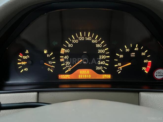 Mercedes E 240 1997, 221,510 km - 2.4 l - Bakı