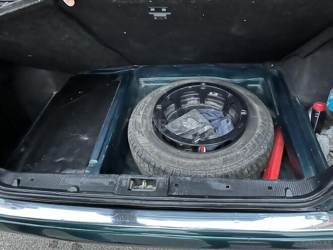Mercedes E 240 1997, 221,510 km - 2.4 l - Bakı