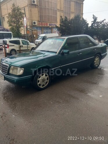 Mercedes E 220 1995, 480,000 km - 2.2 л - Bakı