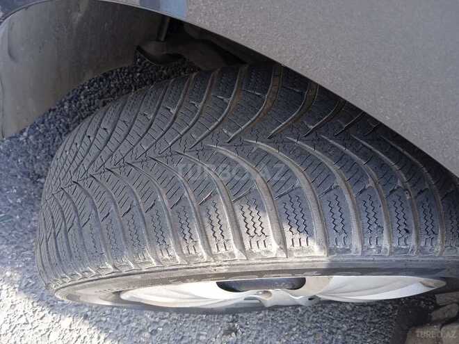 Hyundai i30 2010, 197,300 km - 1.4 l - Bakı