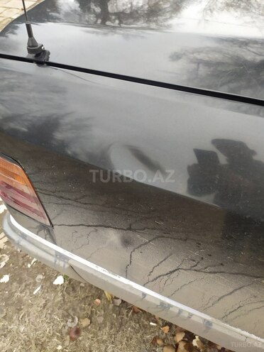Mercedes E 220 1992, 128,052 km - 2.0 l - Salyan