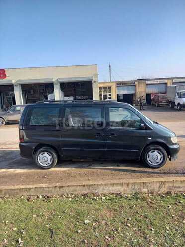 Mercedes Vito 2000, 850,000 km - 2.2 л - Qazax