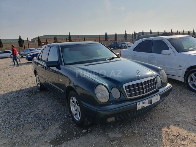Mercedes E 200 1996, 255,000 km - 2.0 л - Gəncə