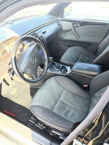 Mercedes E 320 2001, 460,000 km - 3.2 l - Gəncə