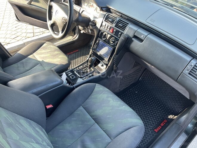 Mercedes E 320 2001, 460,000 km - 3.2 l - Gəncə