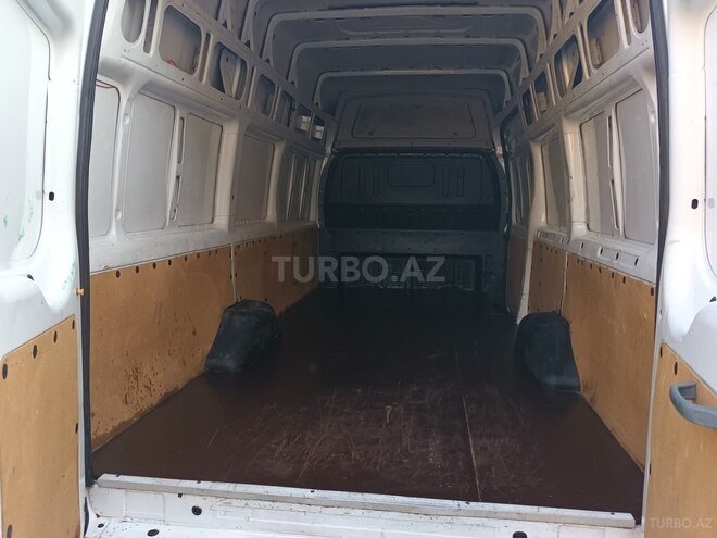 Ford Transit 2010, 124,000 km - 2.0 l - Balakən