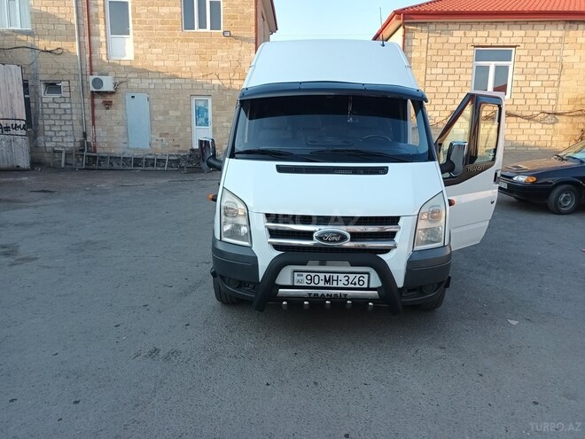 Ford Transit 2010, 124,000 km - 2.0 l - Balakən