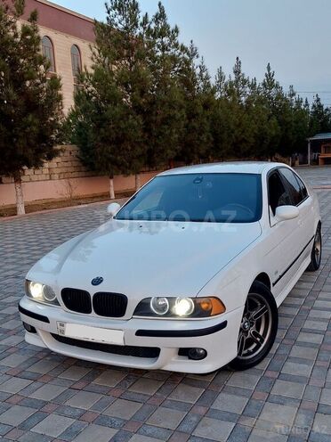 BMW 525 2000, 210,000 km - 2.5 л - Şirvan