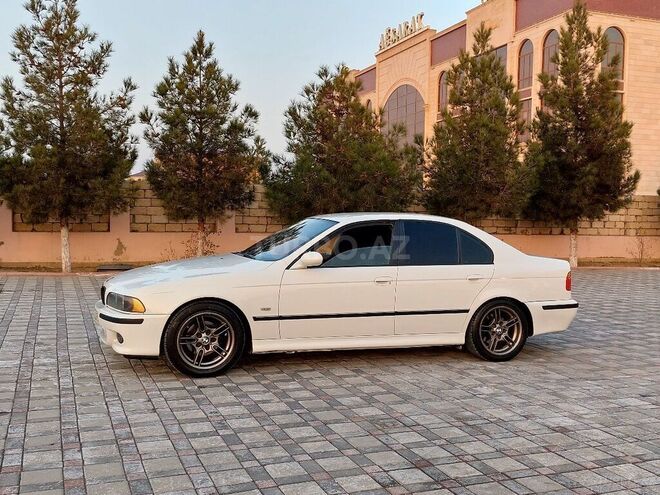 BMW 525 2000, 210,000 km - 2.5 л - Şirvan