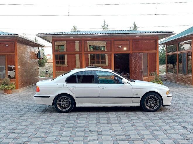 BMW 525 2000, 210,000 km - 2.5 л - Şirvan