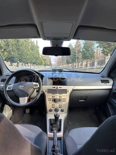 Opel Astra 2008, 260,000 km - 1.4 l - Bakı