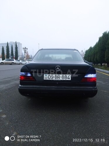 Mercedes E 250 1990, 300,000 km - 2.5 л - Gəncə