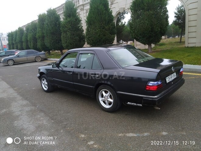 Mercedes E 250 1990, 300,000 km - 2.5 л - Gəncə