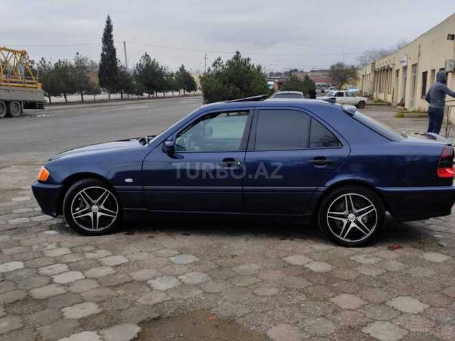 Mercedes C 240 1999, 300,000 km - 2.4 l - Şirvan