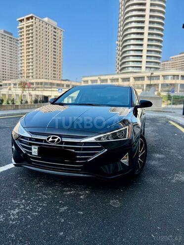 Hyundai Elantra 2019, 28,500 km - 2.0 l - Bakı