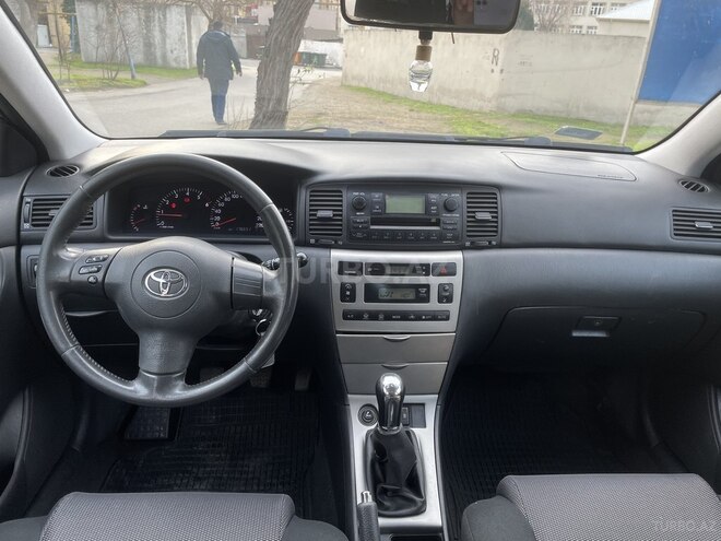 Toyota Corolla 2006, 177,000 km - 1.4 л - Bakı