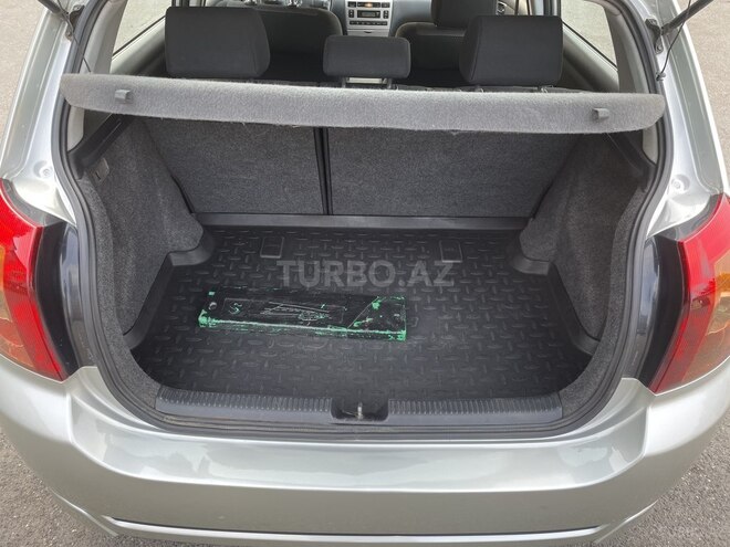 Toyota Corolla 2006, 177,000 km - 1.4 л - Bakı