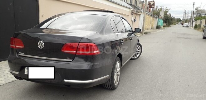 Volkswagen Passat 2011, 266,422 km - 1.8 л - Xaçmaz
