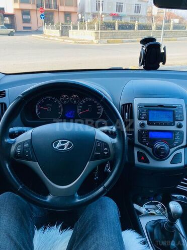Hyundai i30 2010, 181,000 km - 1.6 l - Zaqatala