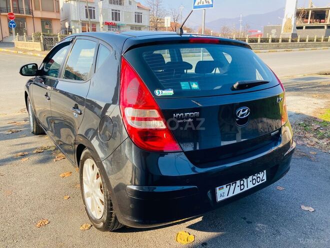 Hyundai i30 2010, 181,000 km - 1.6 l - Zaqatala