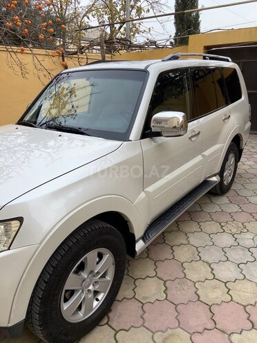 Mitsubishi Pajero 2008, 210,000 km - 3.0 l - Bakı
