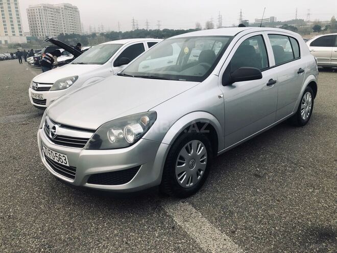 Opel Astra 2009, 202,000 km - 1.4 l - Bakı