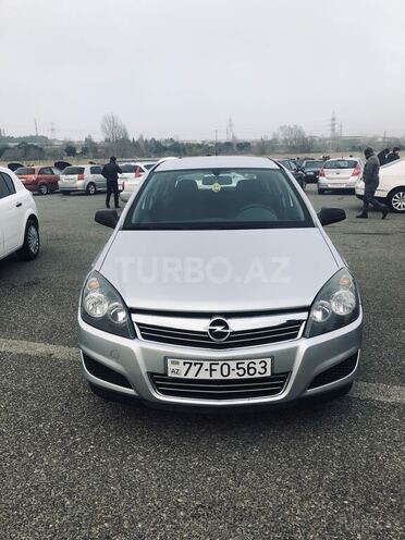 Opel Astra 2009, 202,000 km - 1.4 l - Bakı