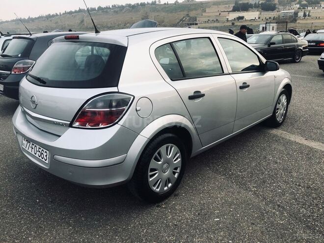 Opel Astra 2009, 202,000 km - 1.4 l - Bakı