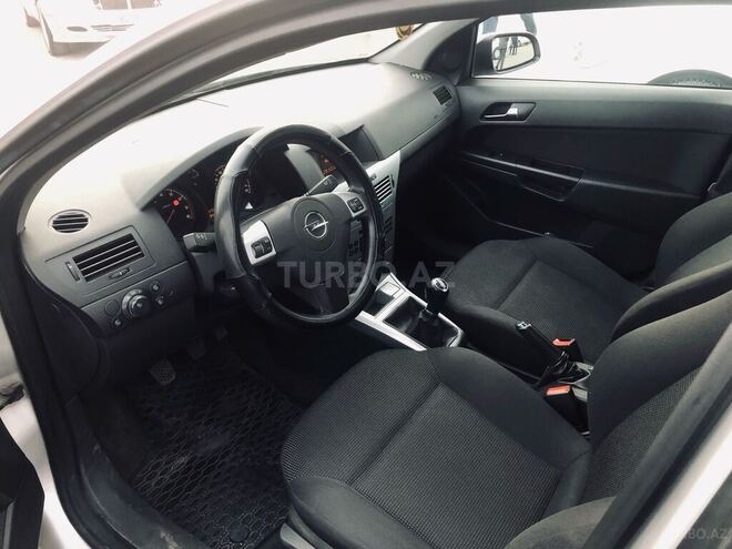 Opel Astra 2009, 202,000 km - 1.4 l - Bakı