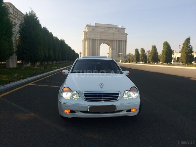 Mercedes C 240 2002, 246,000 km - 2.6 l - Gəncə