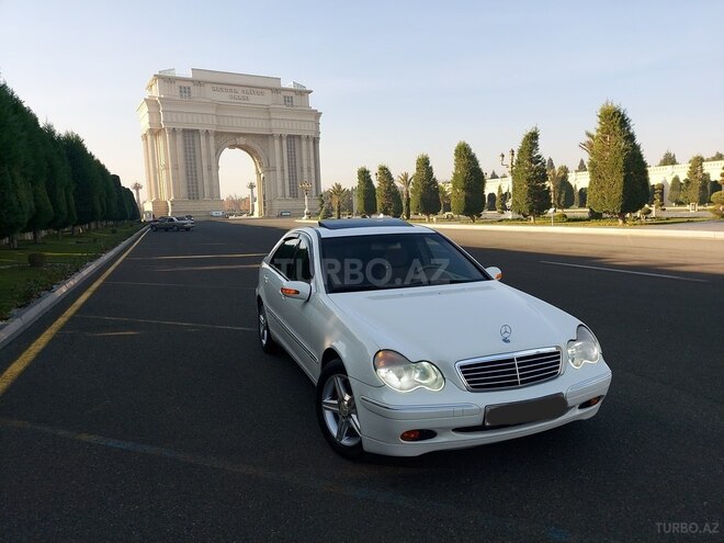 Mercedes C 240 2002, 246,000 km - 2.6 l - Gəncə