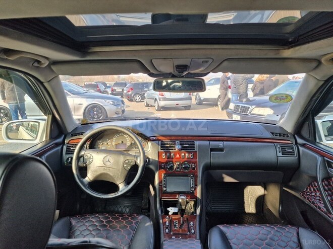 Mercedes E 220 2002, 352,000 km - 2.2 l - Bakı