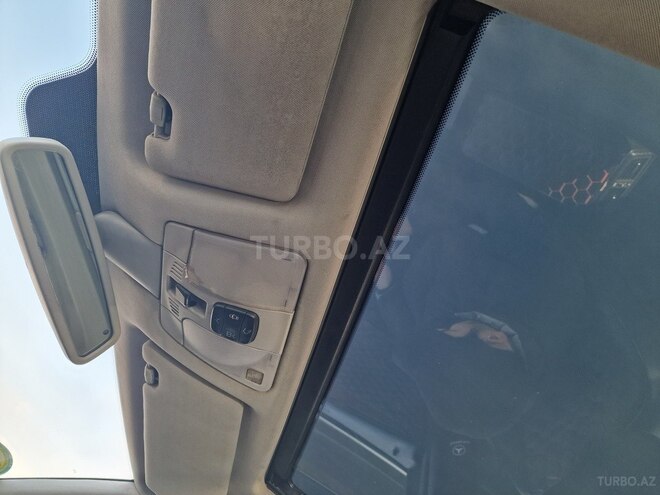 Mercedes E 220 2002, 352,000 km - 2.2 l - Bakı