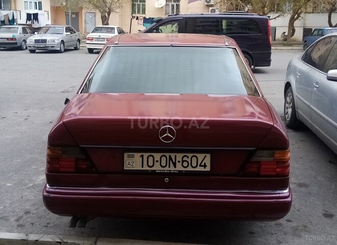 Mercedes E 300 1993, 555,555 km - 3.0 l - Bakı