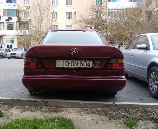 Mercedes E 300 1993, 555,555 km - 3.0 l - Bakı