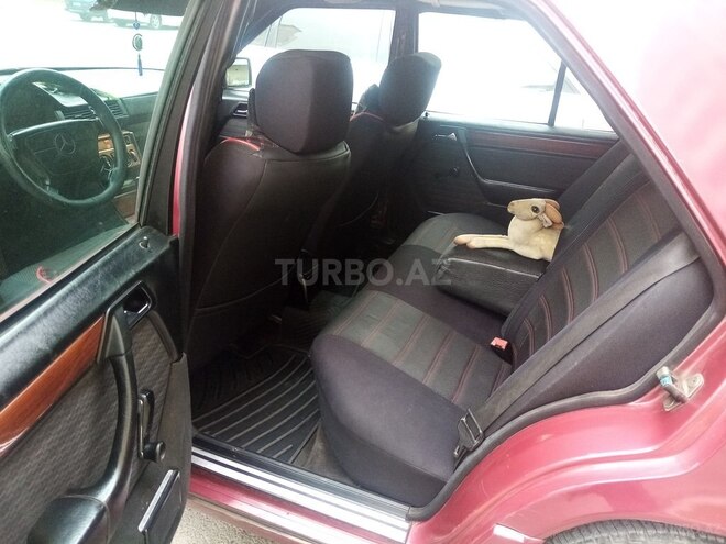 Mercedes E 300 1993, 555,555 km - 3.0 l - Bakı