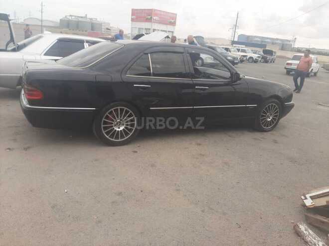 Mercedes E 240 1998, 380,000 km - 2.4 l - Bakı