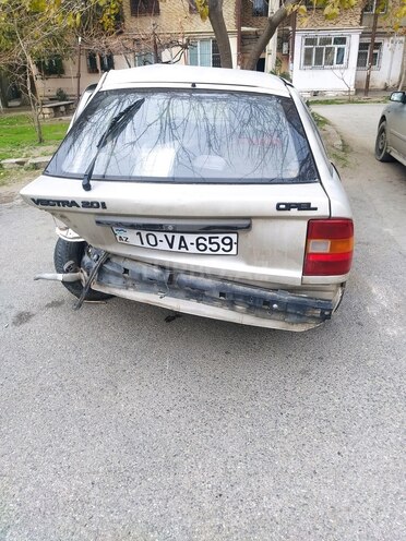 Opel Vectra 1991, 414,041 km - 2.0 l - Bakı