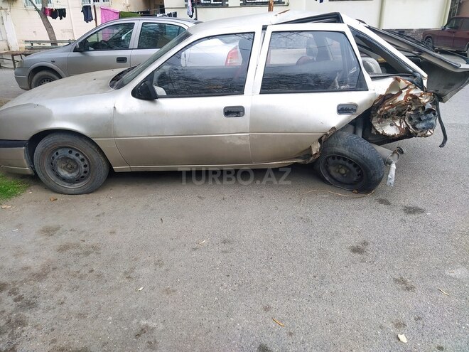 Opel Vectra 1991, 414,041 km - 2.0 l - Bakı