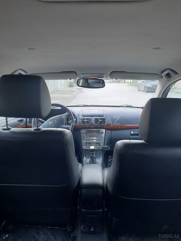 Toyota Avensis 2006, 220,000 km - 2.2 l - Bakı