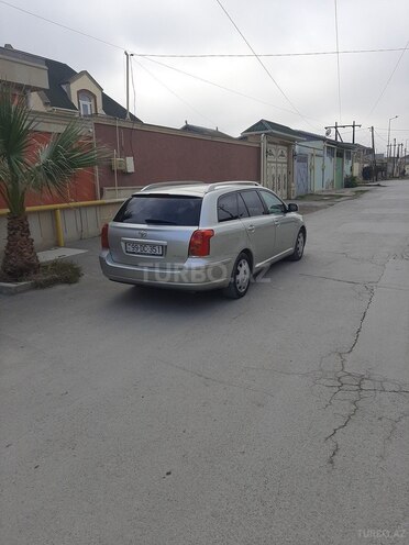 Toyota Avensis 2006, 220,000 km - 2.2 l - Bakı